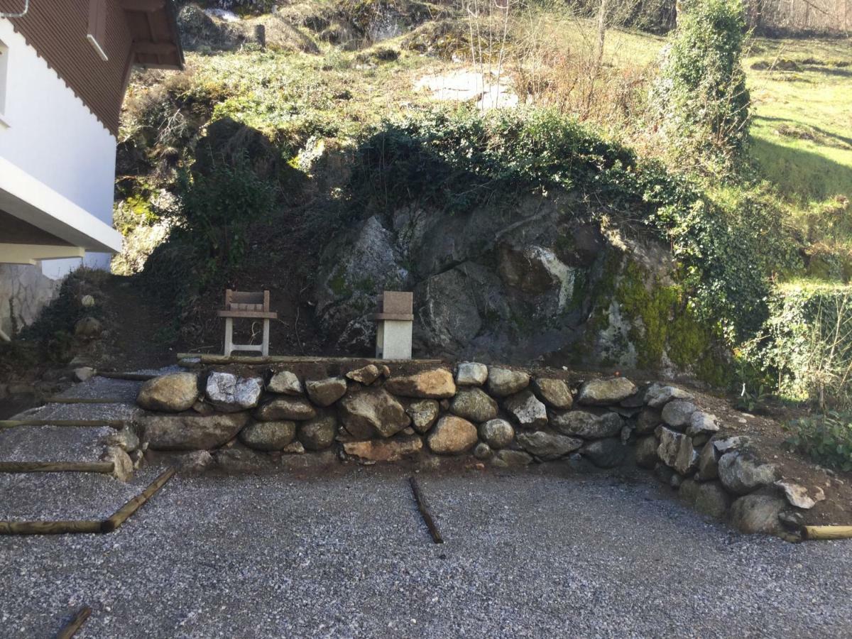 Au Chalet Des Quatre Saisons อักซ์-เลส์-แตร์มส์ ภายนอก รูปภาพ