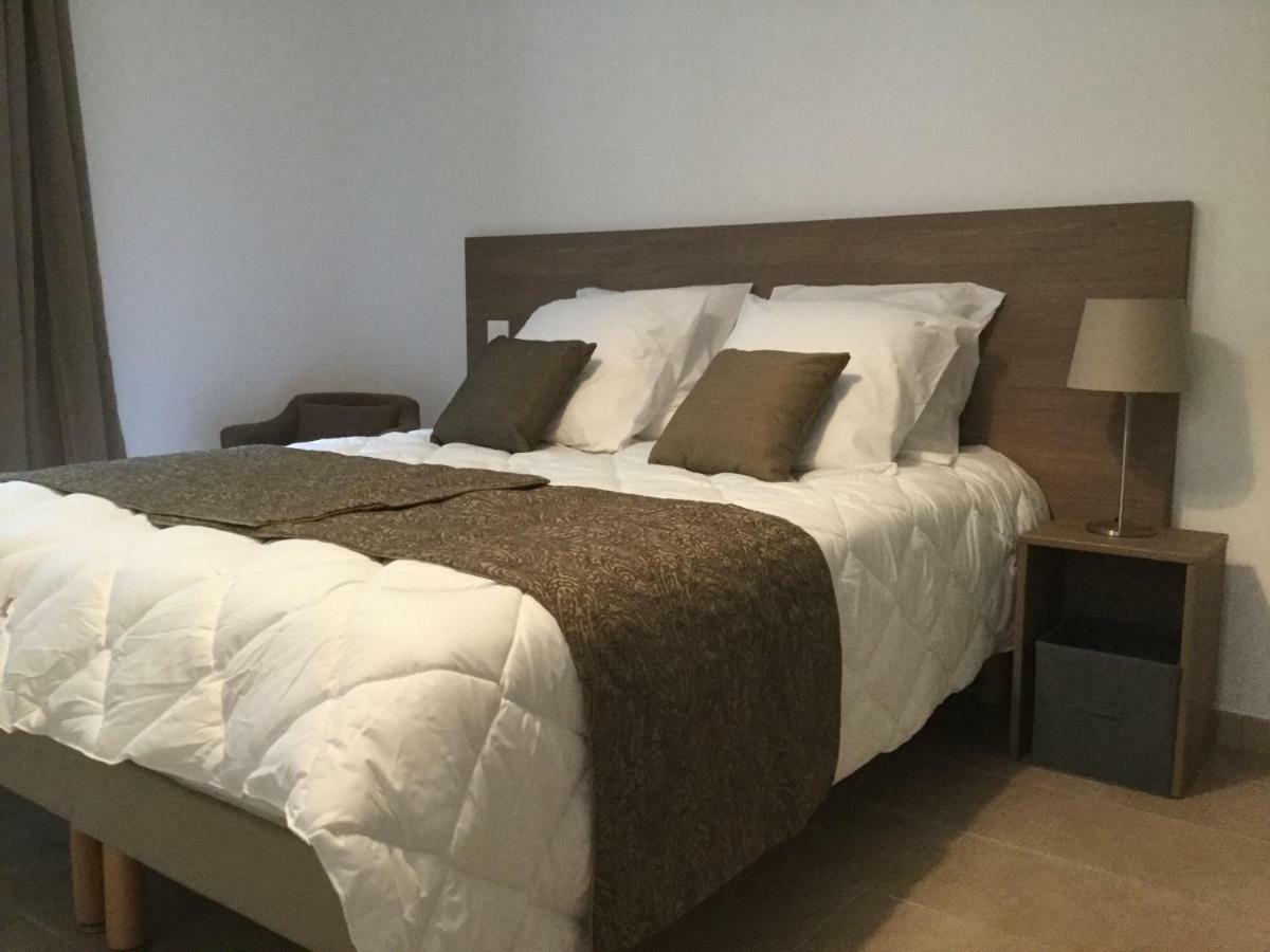 Au Chalet Des Quatre Saisons อักซ์-เลส์-แตร์มส์ ภายนอก รูปภาพ