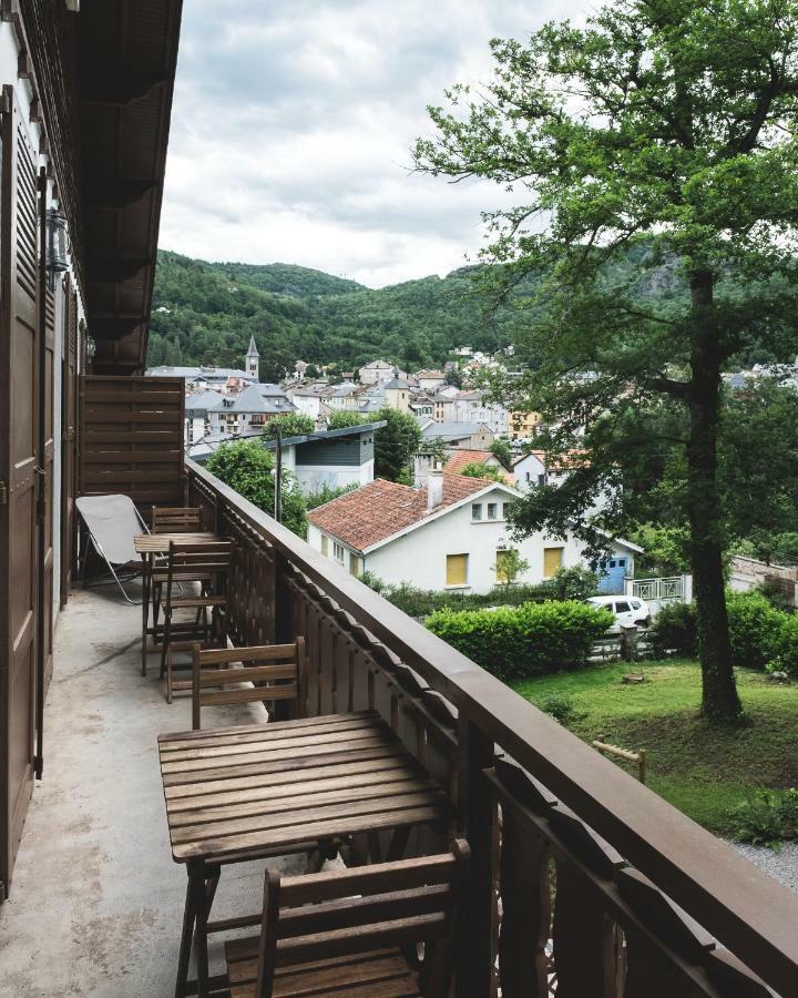 Au Chalet Des Quatre Saisons อักซ์-เลส์-แตร์มส์ ภายนอก รูปภาพ
