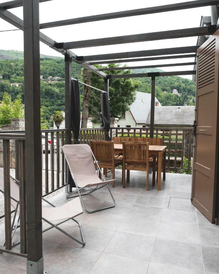 Au Chalet Des Quatre Saisons อักซ์-เลส์-แตร์มส์ ภายนอก รูปภาพ