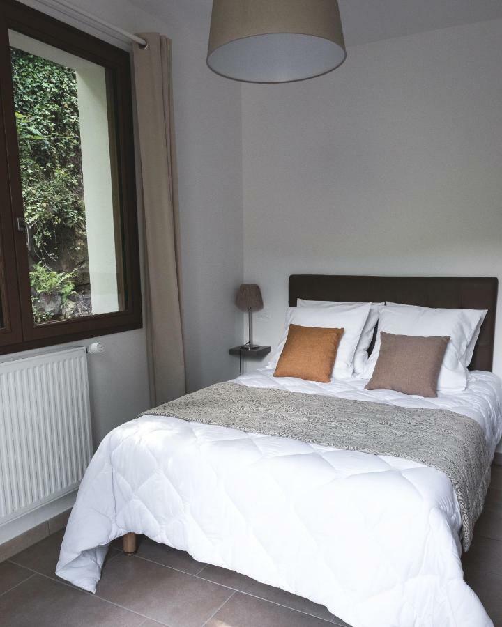 Au Chalet Des Quatre Saisons อักซ์-เลส์-แตร์มส์ ภายนอก รูปภาพ