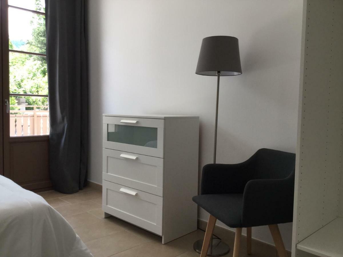Au Chalet Des Quatre Saisons อักซ์-เลส์-แตร์มส์ ภายนอก รูปภาพ